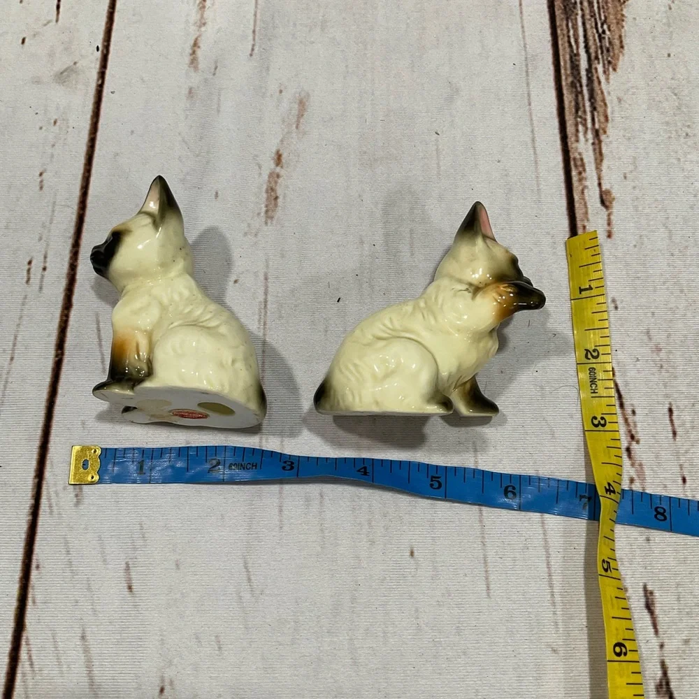 VINTAGE BRINNS BONE CHINA SIAMESE‎ KITTENS